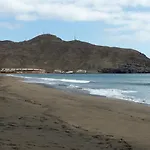 Junto El Mar Apartment *