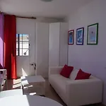 Junto El Mar Apartment