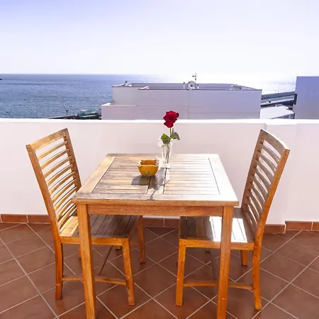 Junto El Mar Апартаменты Гран-Тарахал