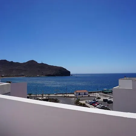 Junto El Mar Apartment *