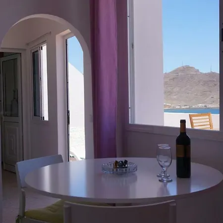 Junto El Mar Apartment *