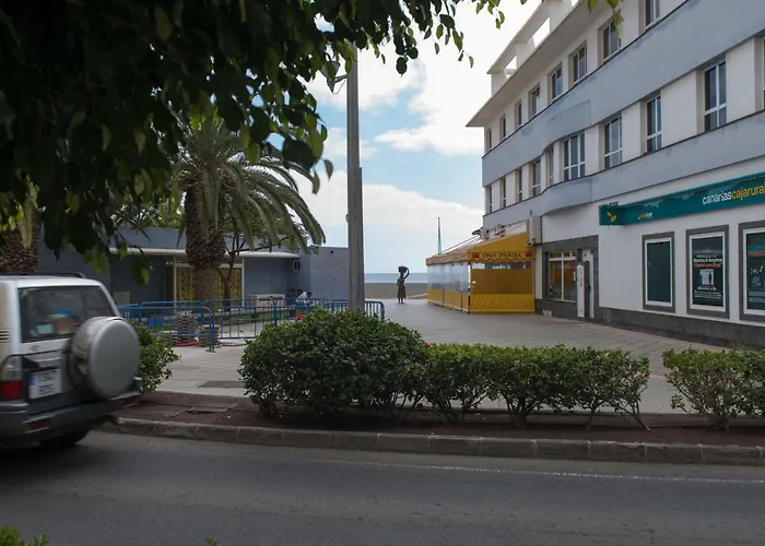 Junto El Mar Gran Tarajal